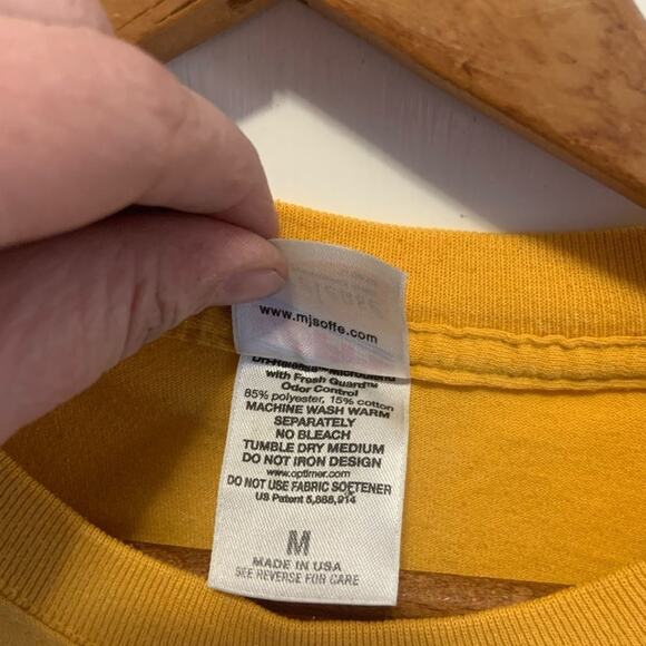 Maine whitewater rafting river sports yellow souvenir tee shirt in Sz M softee - Picture 8 of 8